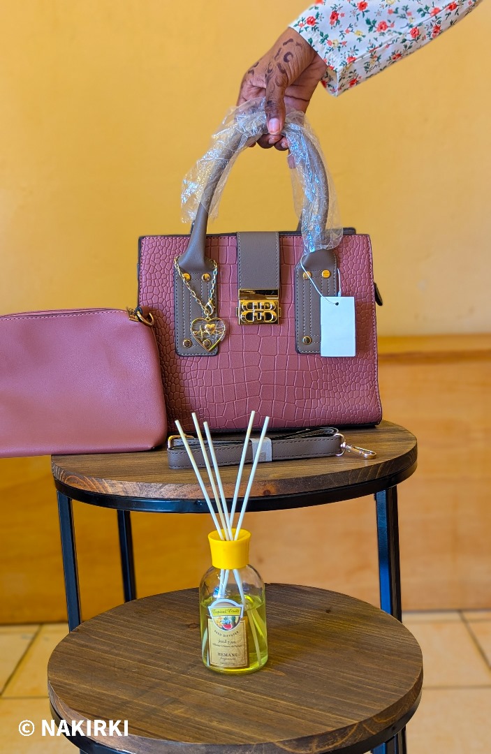 Sac à main grand format 