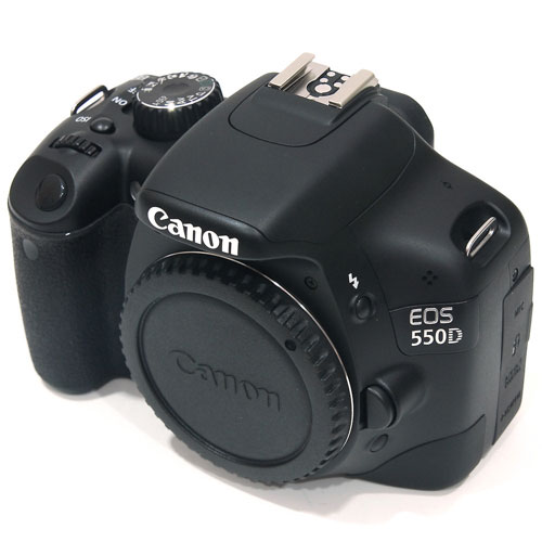 CAMERA CANON EOS 550D